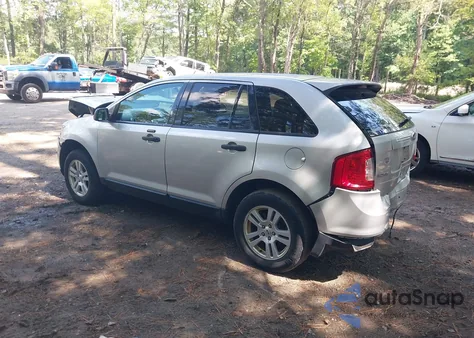 2013 Ford Edge Se z USA, uszkodzony, nr VIN 2FMDK3GC5DBA51135
